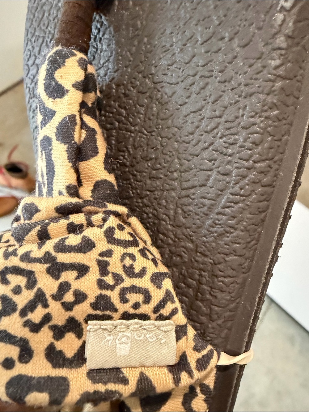 Sanuk Leopard Print Fabric Toe-Post Sandals - Picture 4 of 4